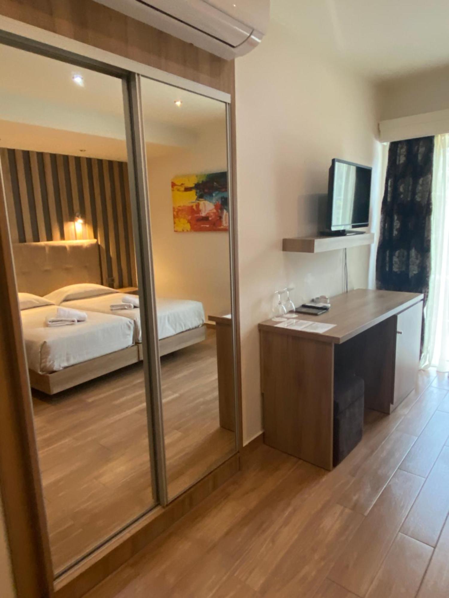 Selefkos Palace Igumeníca Kültér fotó